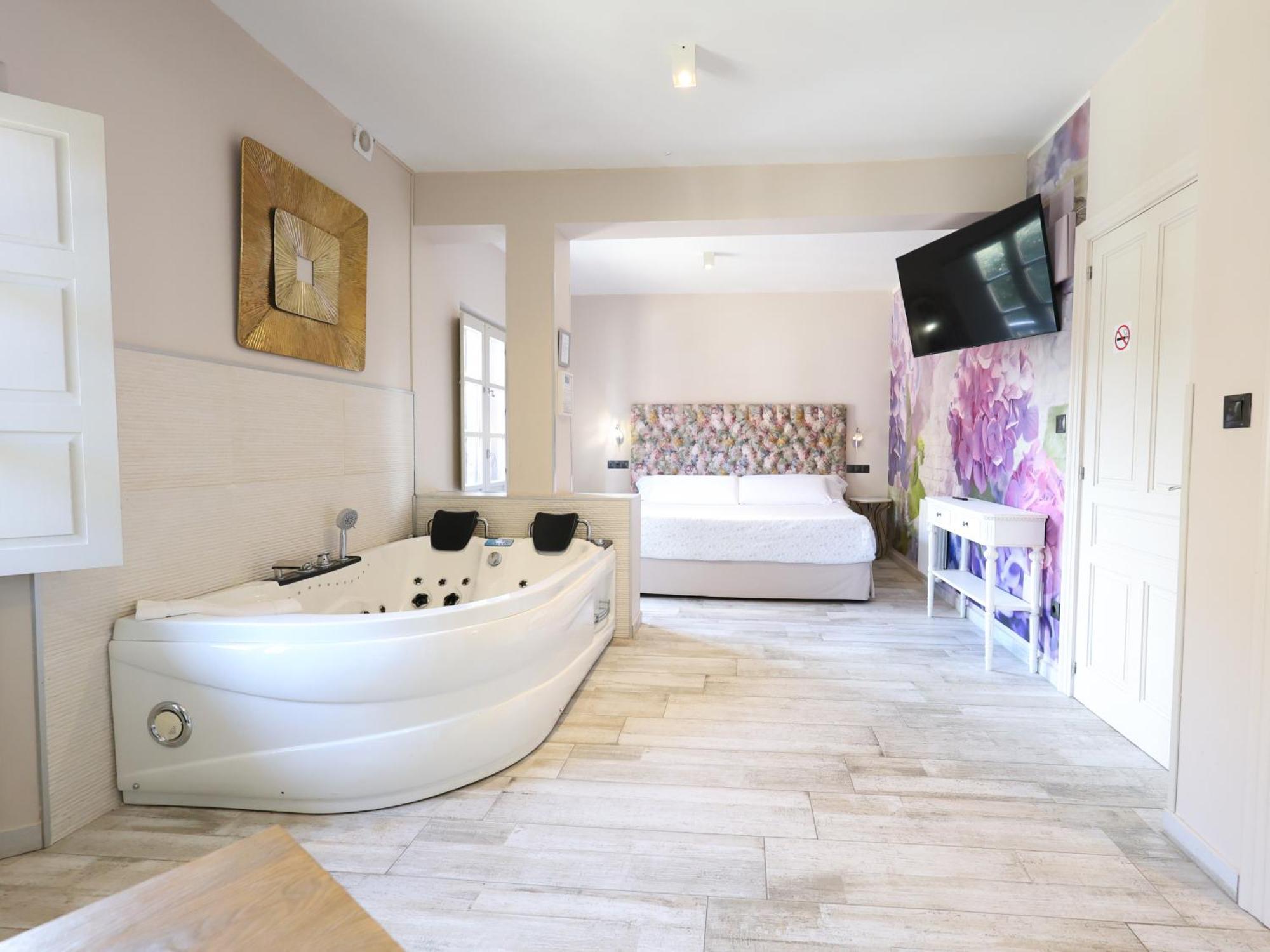 Akla Suites Con Jacuzzi Santillana Santillana del Mar Buitenkant foto